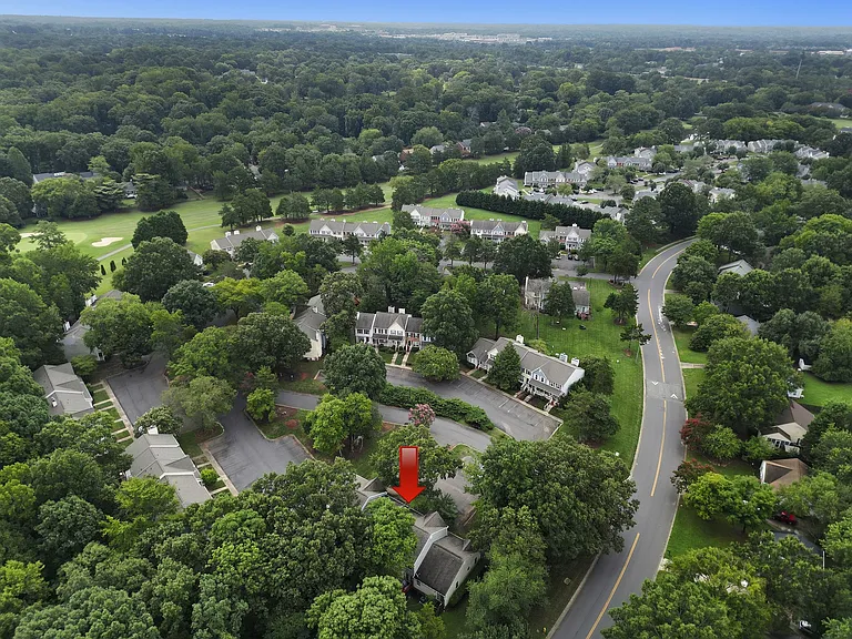 8105 Circle Tree Ln — Photo 20