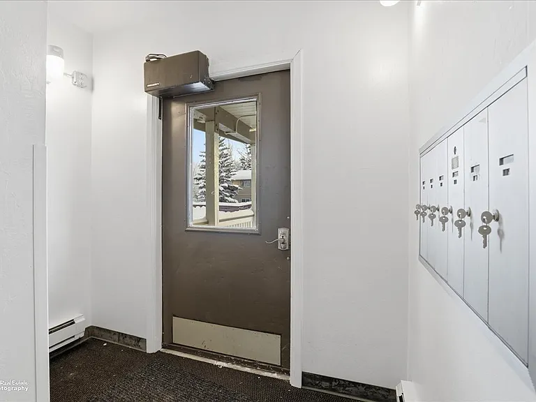 4539 E 7th Ave #1 — Photo 5