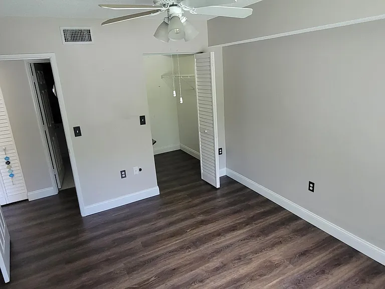 1590 S 42nd Cir #101 — Photo 8