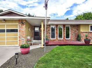 902 Bonnie Brae Dr, Nampa, ID 83651