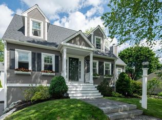 4 Jones Dr, Newburyport, MA 01950