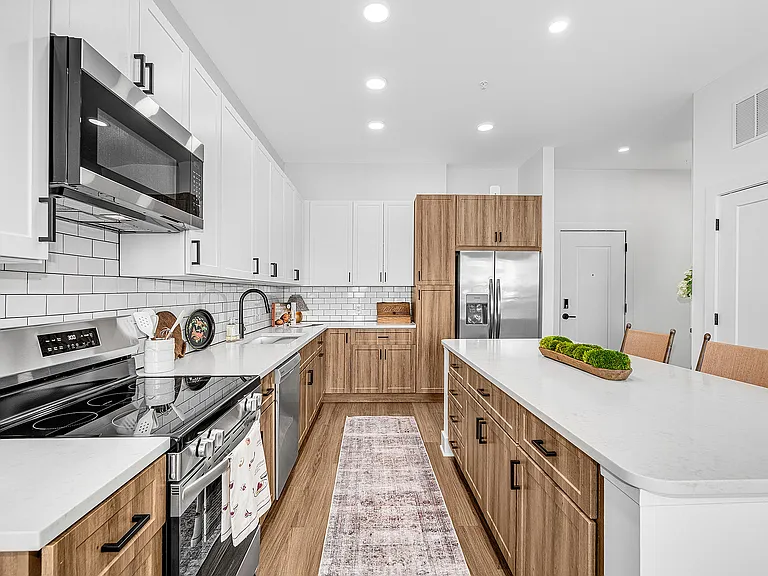 1BR Model Kitchen