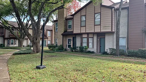 12500 Brookglade Cir Photo 1
