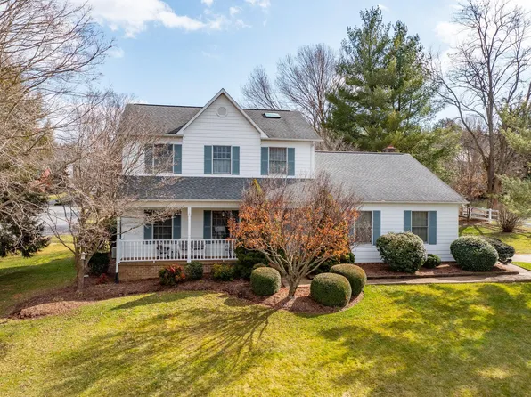 145 New Cameron Dr, Lexington, VA 24450