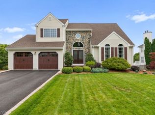 4 Player Pl, Flanders, NJ 07836