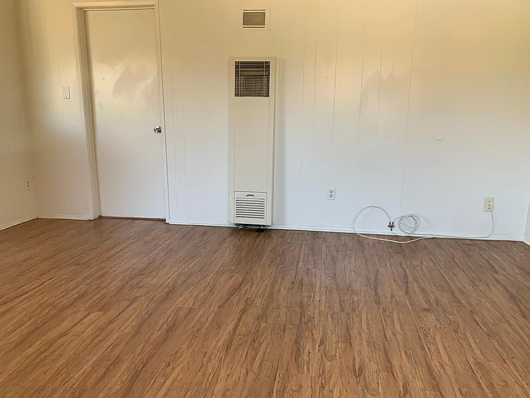 12862 Galway St #10 — Photo 3