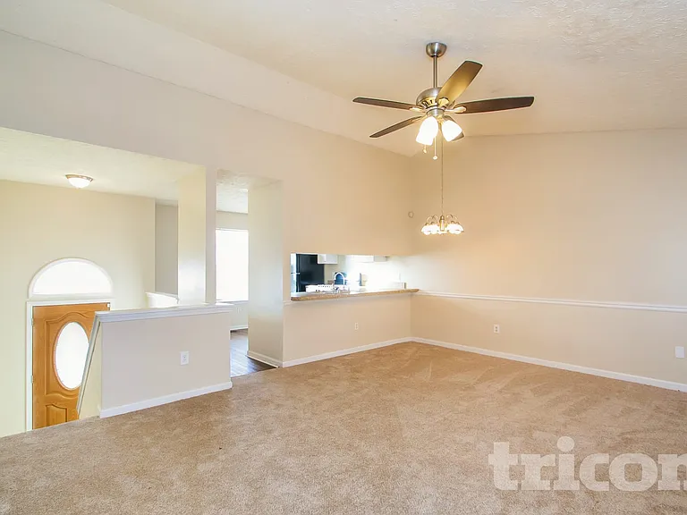 5020 Millers Gln — Photo 2