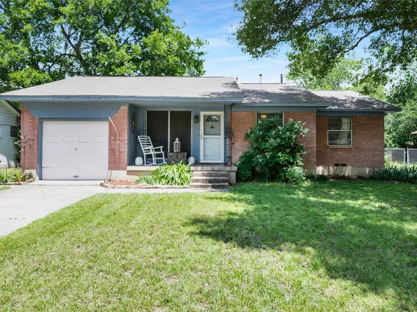 913 Laguna Dr, Denton, TX 76209