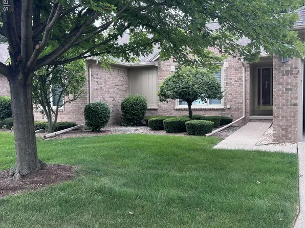 17151 Saddleworth Ln #62, Clinton Township, MI 48038