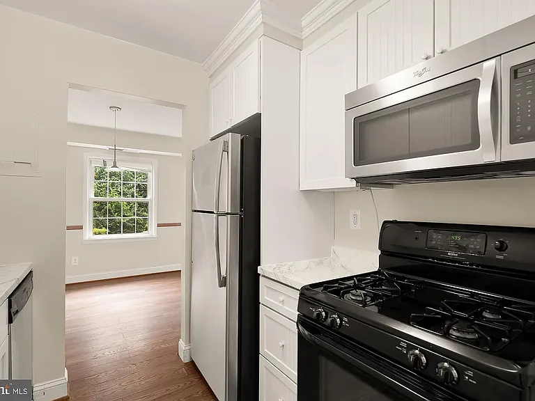 3975 Lyndhurst Dr #103 — Photo 7