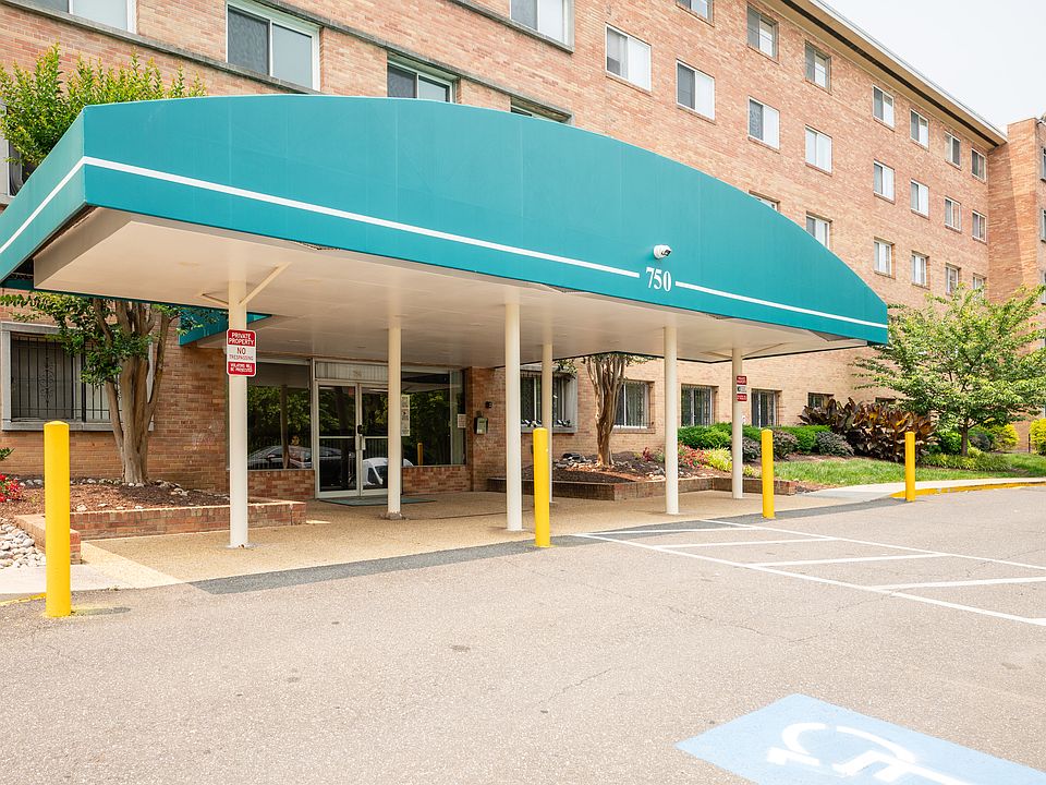 FRONT OF BUILDING