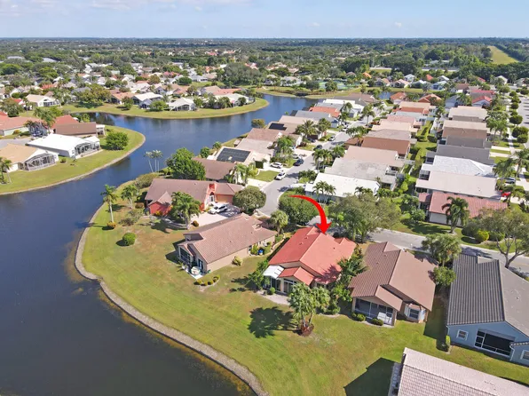 7815 Great Glen Circle, Delray Beach, FL 33446
