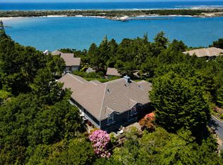 51 Shoreline Dr, Florence, OR 97439