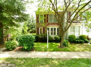 8481 Laurel Oak Dr, Springfield, VA 22153