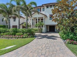 434 Trade Winds Ave, Naples, FL 34108