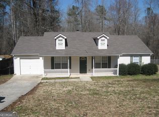 150 Valley Dr, Stockbridge, GA