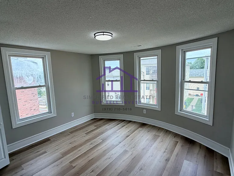 60 Providence St #3R — Photo 6