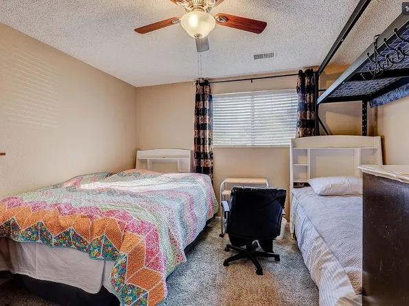 16359 W 10th Ave APT Xx4, Golden, CO 80401