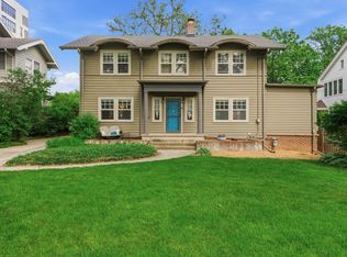 413 38th Pl, Des Moines, IA 50312