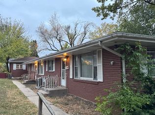 907 21st St, Rockford, IL 61108