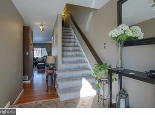 12 Pine Woods Ct, Reading, PA 19607