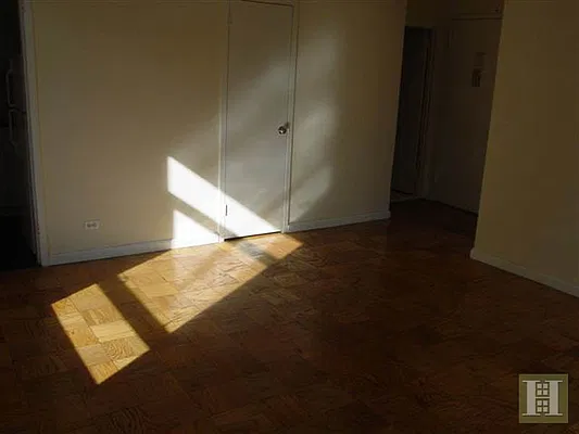 Rented by Halstead Real Estate | media 15
