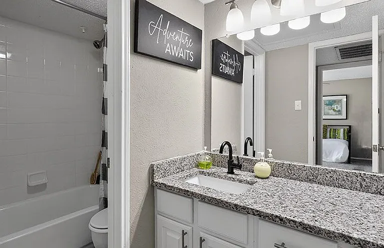 Westmount at River Park Apartments — Photo 8