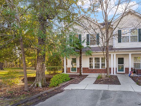 2nd image of 206 Chinquapin Dr