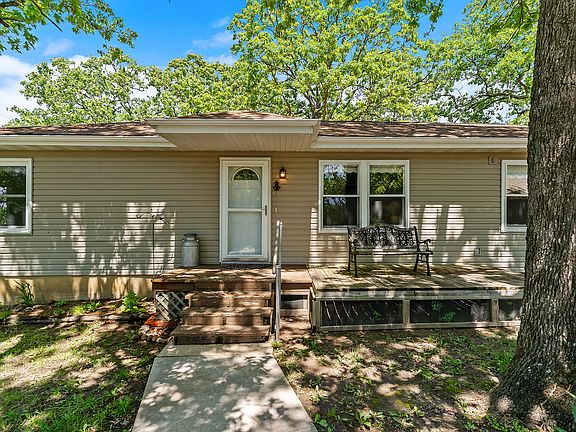 4th image of 1133 E 318th Road