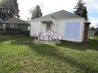 240 21st St, Springfield, OR 97477