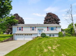 881 Holmes Rd, Pittsfield, MA 01201