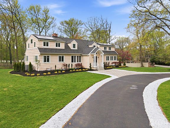 2nd image of 15 Southfield Rd