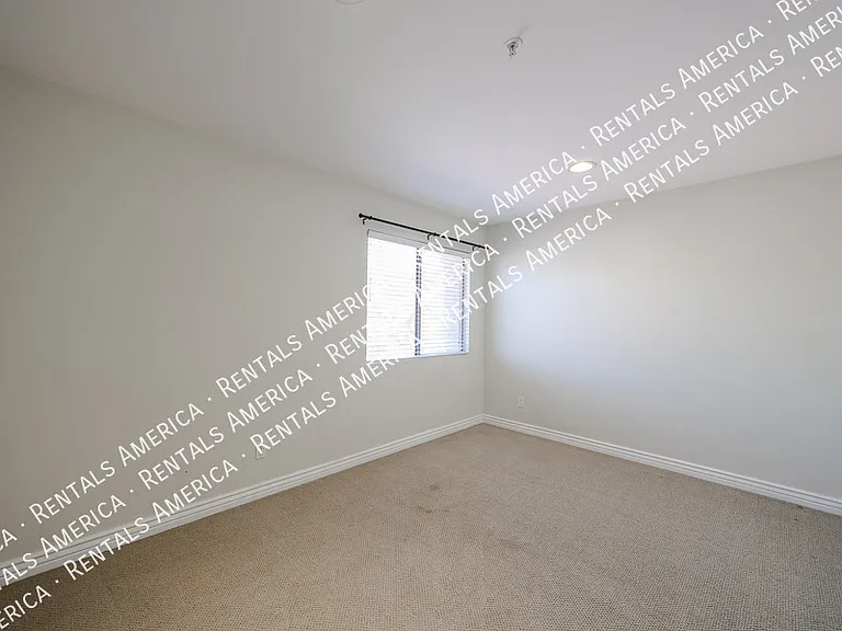 12704 N 89th Pl — Photo 37