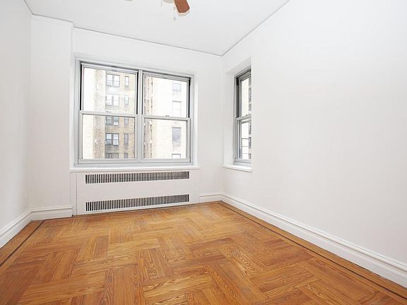 5th image of 661 Amsterdam Ave #6D