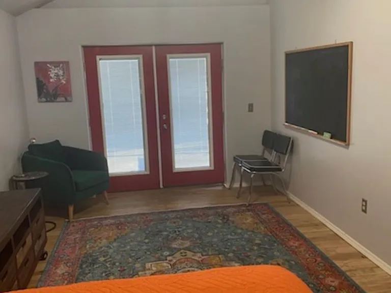 225 N Washington St — Photo 2