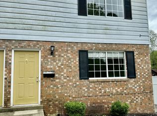 2300 Shadyside Rd #12, Saint Albans, WV 25177