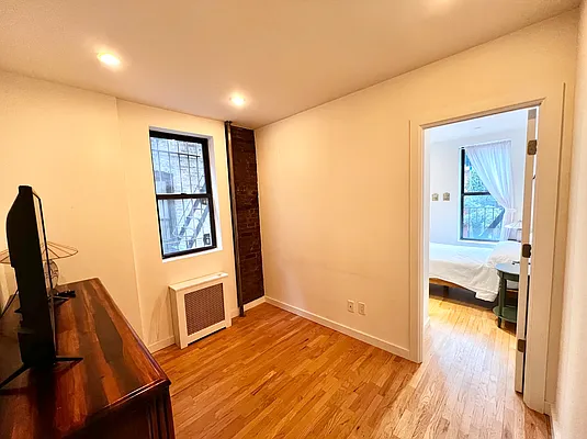 Rented by Oxford Property Group | media 3