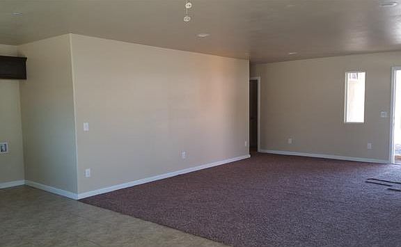 5th image of 1169 N Lugo Ave
