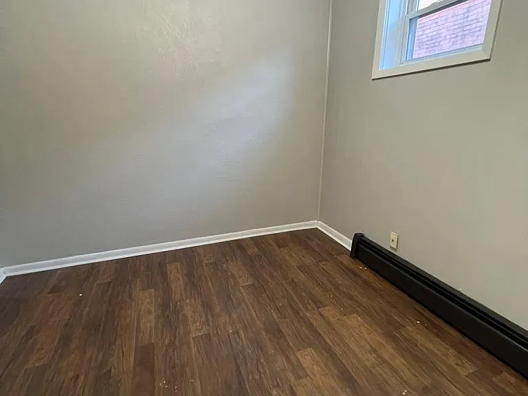 514 W 16th St #1 — Photo 5