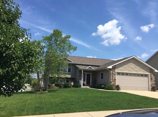 362 W 128th Ave, Crown Point, IN 46307