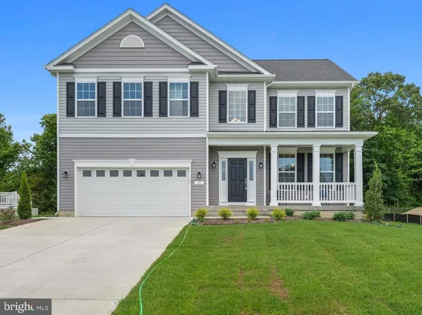17 Candleberry Dr, La Plata, MD 20646