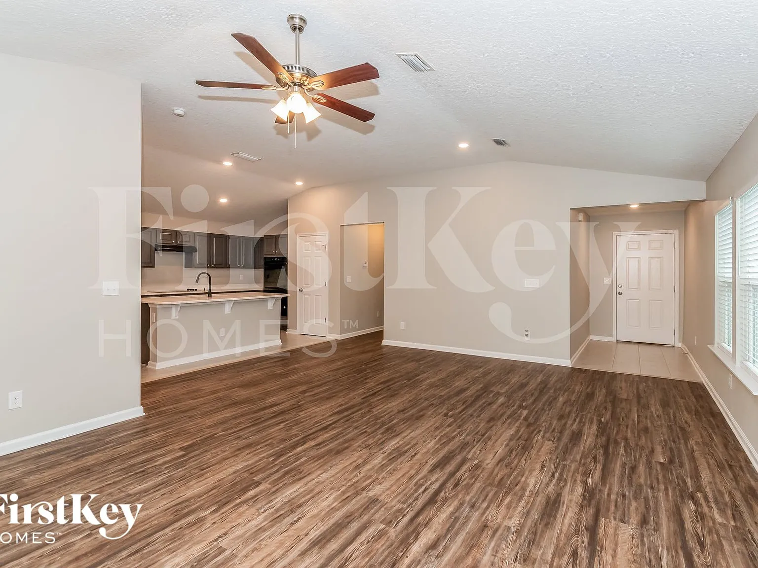 3 bed, 2.0 bath, 1503 sqft, $2,250 — Photo 3