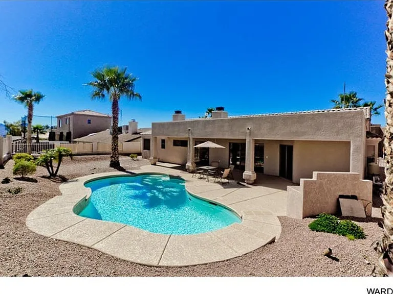 820 Granada Vereda — Photo 1