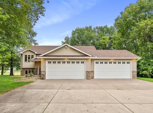 30863 105th St NW, Princeton, MN 55371
