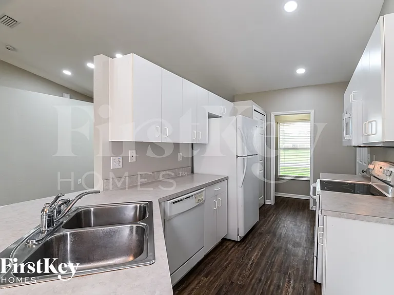 3505 8th St SW — Photo 6