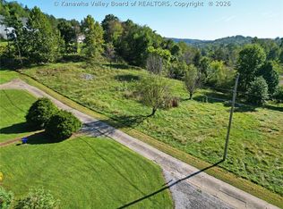 5312 Lanham Dr, Cross Lanes, WV 25313