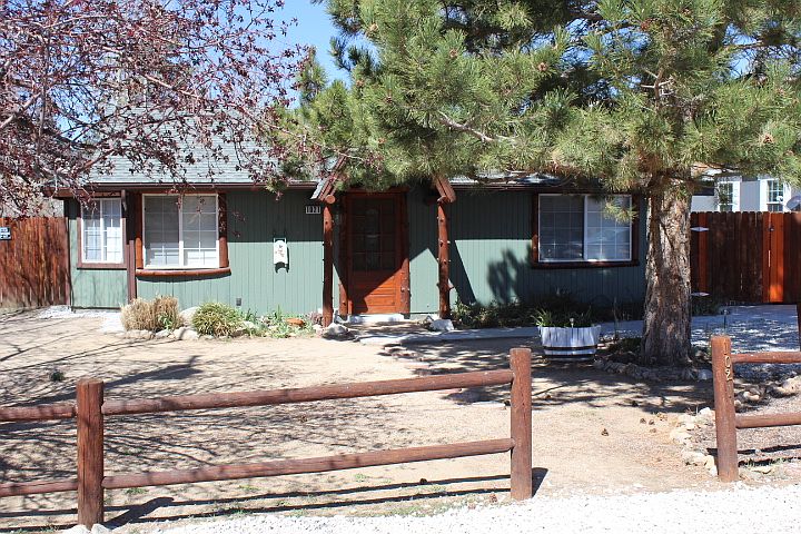 1st image of 1021 Mount Doble Dr