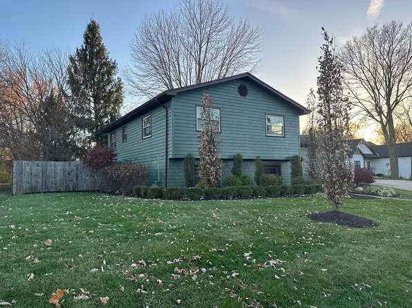 1111 Marwood Dr, Piqua, OH 45356