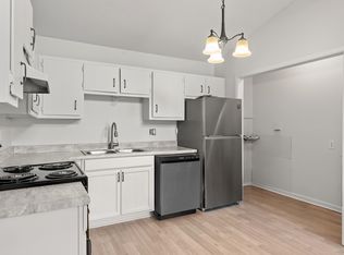 3704 Squaw Valley Dr SW UNIT D, Huntsville, AL 35805