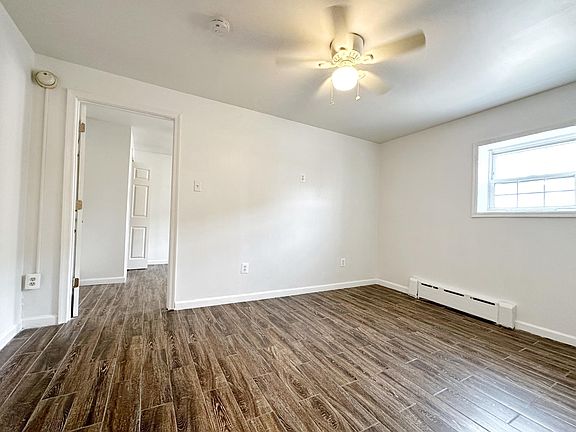 5th image of 2900 S 16th St Floor 1